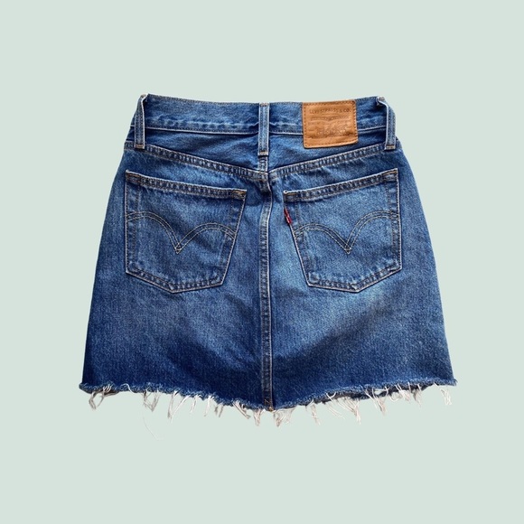 Levi’s Deconstructed Mini Skirt - Picture 2 of 2